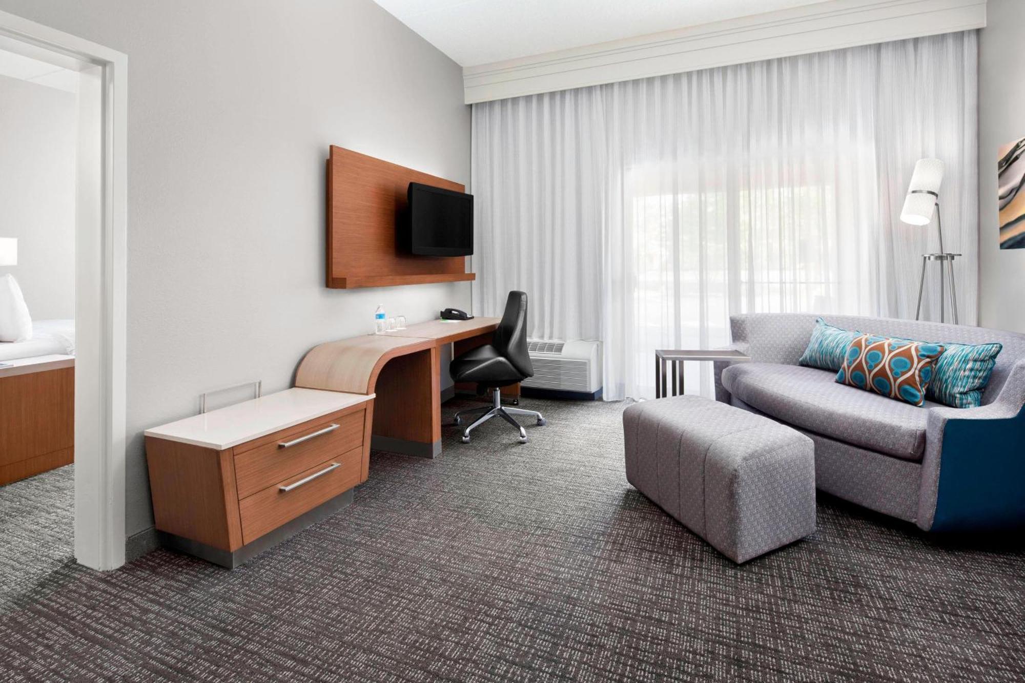 Courtyard Bowling Green Convention Center Екстер'єр фото